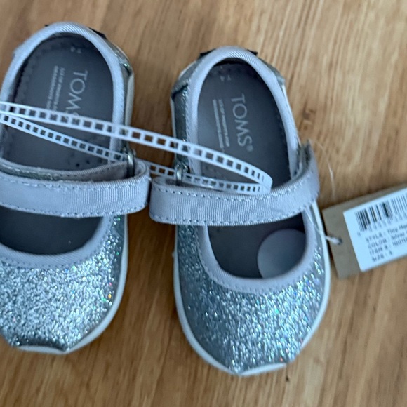 Toms Other - Toms Silver Glitter Baby Shoes